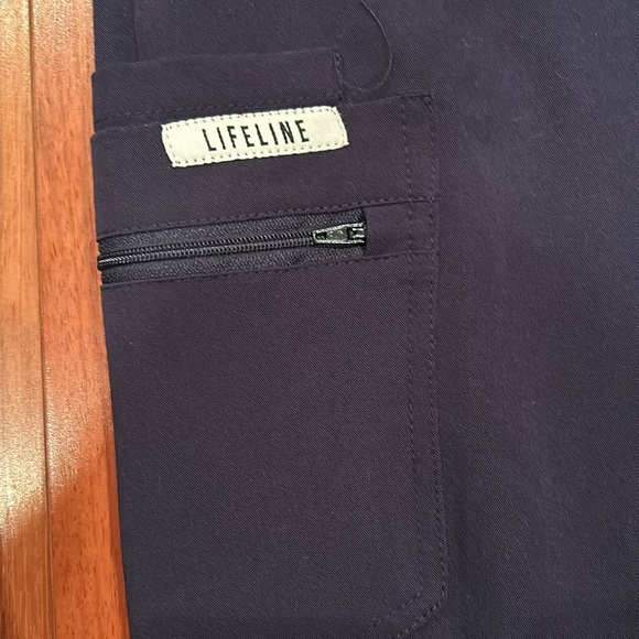 Ladies size XS Navy Scrub jogger set - Picture 4 of 13